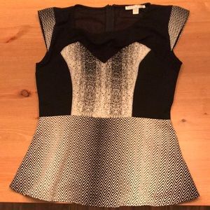 Alberto makali size 4 peplum gray and black top!
